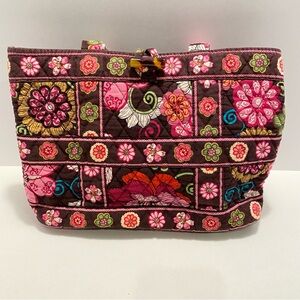 Vera Bradley Floral Patchwork Shoulder Bag. Like NEW. So cute! “Tic Tac Toe”